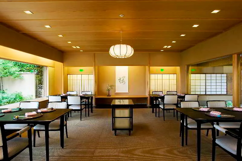 Hilton Tokyo Odaiba 5*,
