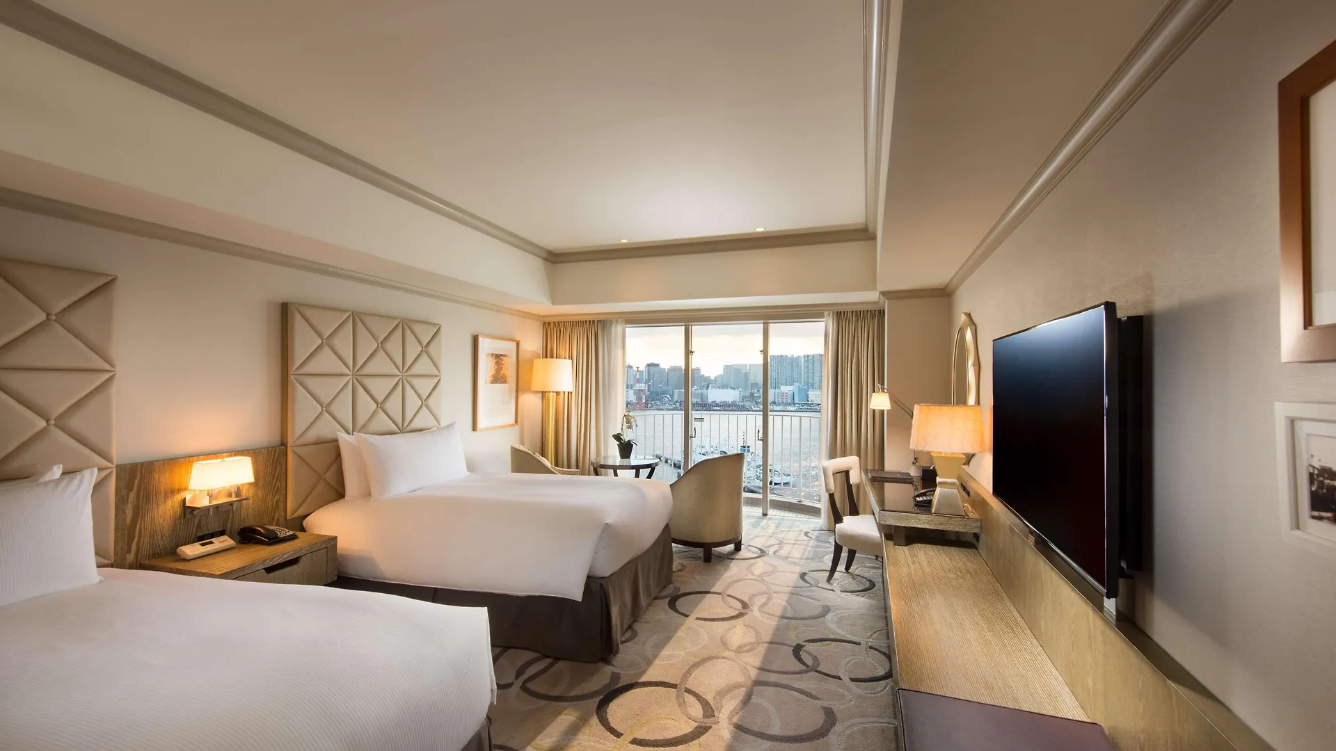 Hilton Tokyo Odaiba Hotel